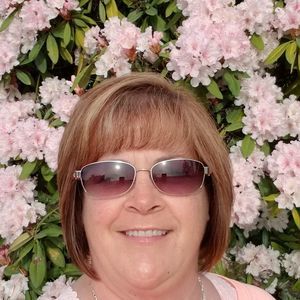 Meet your Posher, Delana